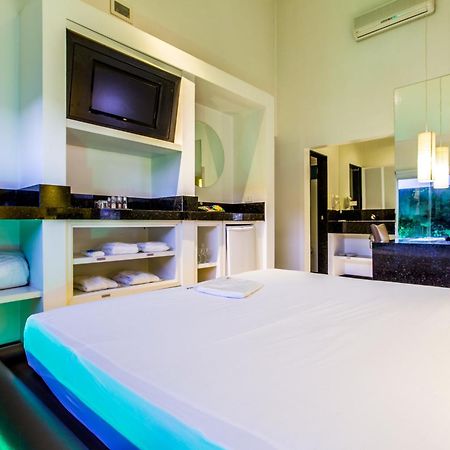 Motel Platinum Londrina Exteriör bild