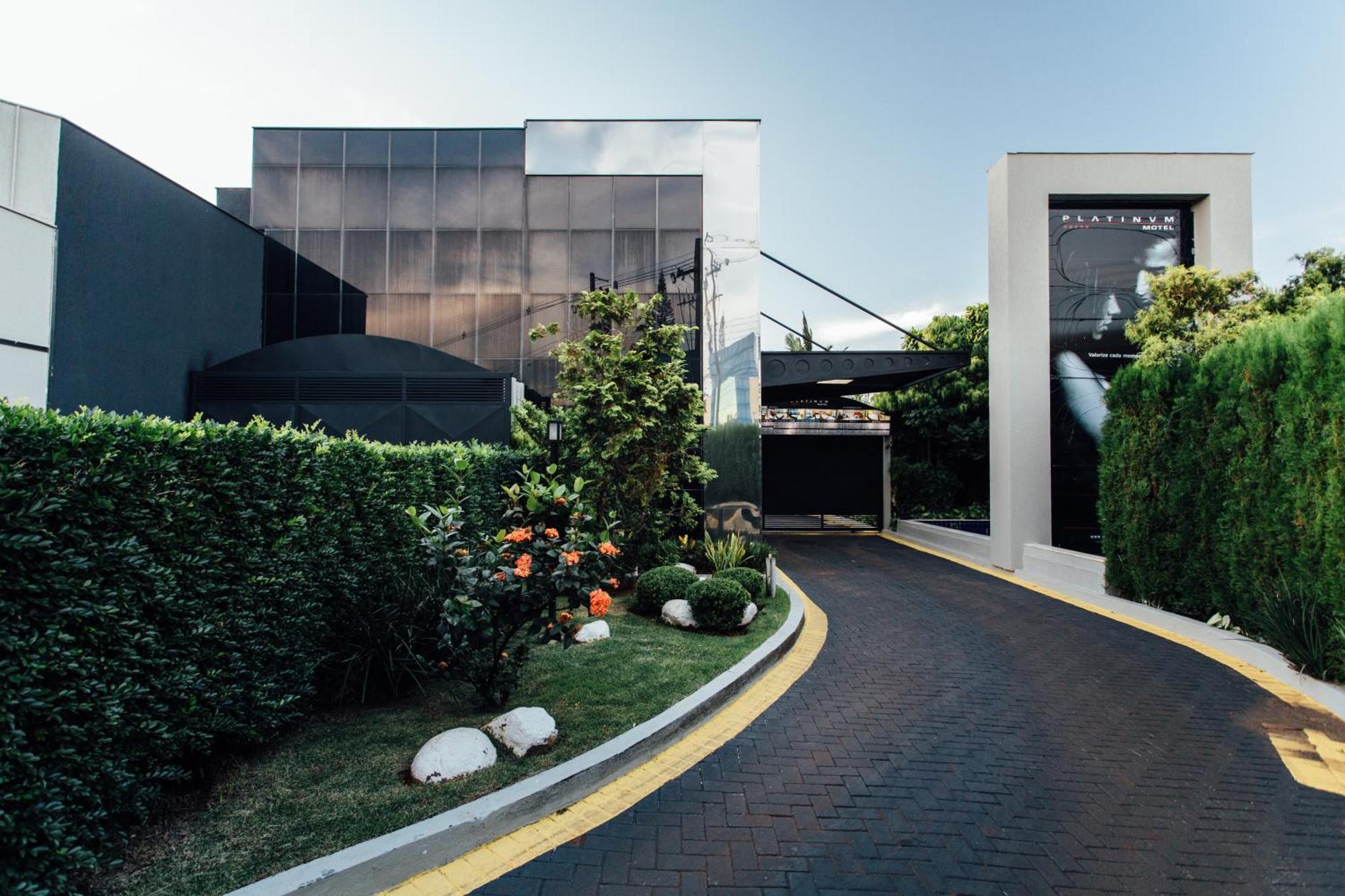 Motel Platinum Londrina Exteriör bild